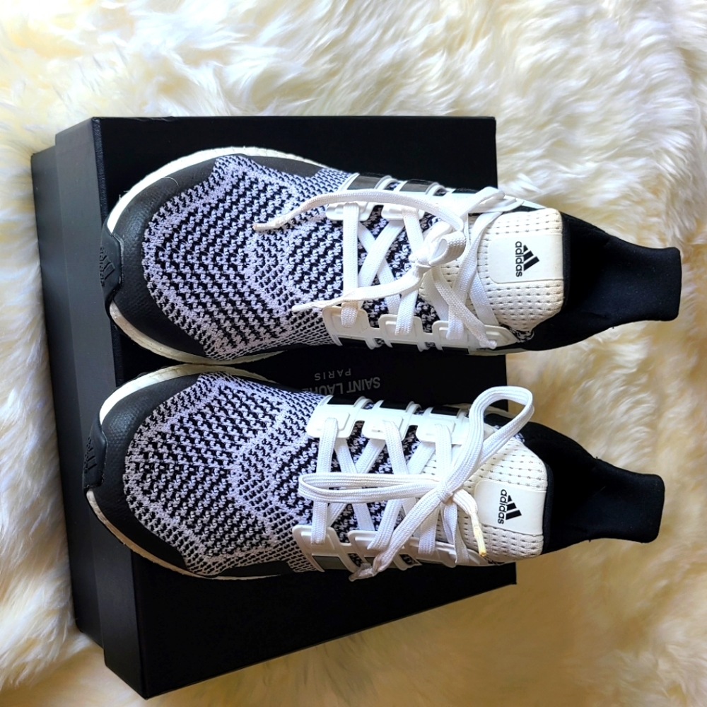 Men's Adidas Ultra Boost Sneakers